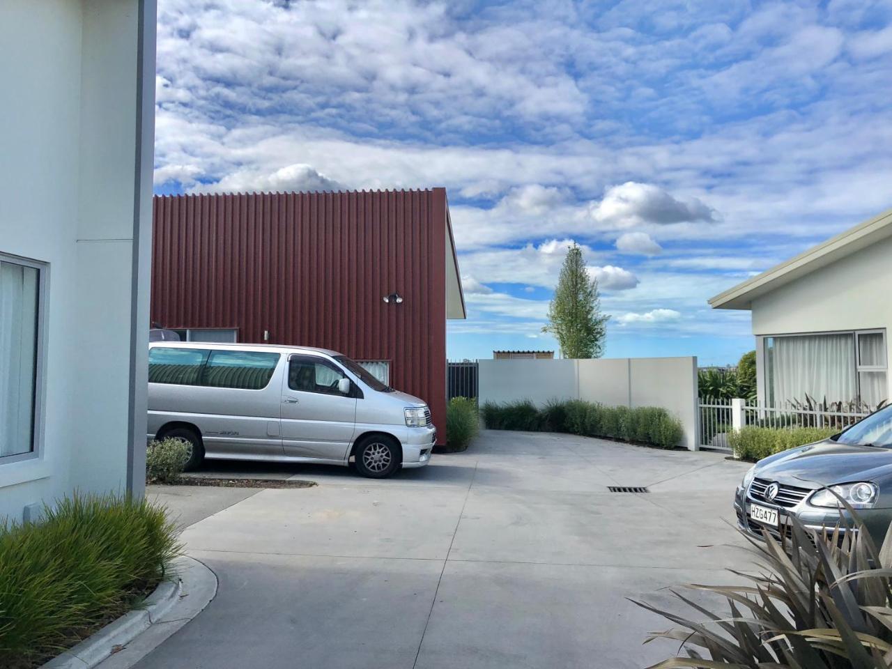 Lovely, Sunny, Home Sweet Home Christchurch Kültér fotó